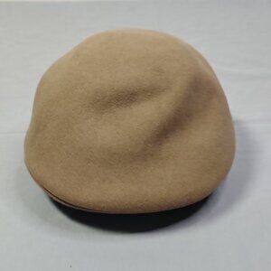 VINTAGE Country Gentleman Hat Cap Size Medium Tan Wool Felt Newsboy Cabbie